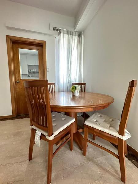 The Huntington, 190 Moulmein Road, Newton / Novena, Room Rental, 100 sqft, Condominium For Rent, by Jovyn Gan, 500284404 - Dining Room - PropertyGuru.com.sg
