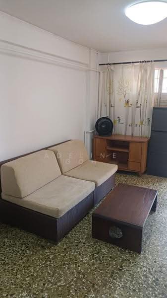 8 Empress Road, 8 Empress Road, Tanglin / Holland / Bukit Timah, 2 Bedrooms, 700 sqft, HDB Flat For Sale, by Adeline Goh, 500284426 - Living Room - PropertyGuru.com.sg