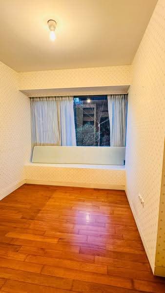 Silversea, 46 Marine Parade Road, East Coast / Marine Parade, 2 Bedrooms, 980 sqft, Condominium For Sale, by Sharon Hiew, 500284438 - PropertyGuru.com.sg
