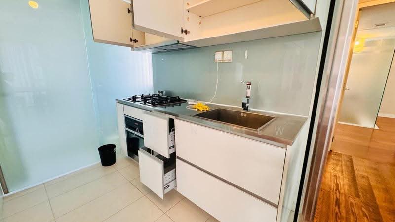 Silversea, 46 Marine Parade Road, East Coast / Marine Parade, 2 Bedrooms, 980 sqft, Condominium For Sale, by Sharon Hiew, 500284438 - PropertyGuru.com.sg