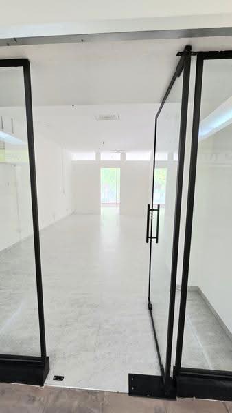 Katong Shopping Centre, 865 Mountbatten Road, East Coast / Marine Parade, 366 sqft, Other Retail For Sale, by Jolene Yang, 500284457 - Entrance - CommercialGuru.com.sg