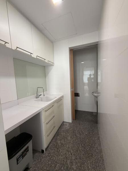 The Central, 6 Eu Tong Sen Street, Boat Quay / Raffles Place / Marina, 872 sqft, Office For Rent, by Nicole Fan, 500284482 - CommercialGuru.com.sg