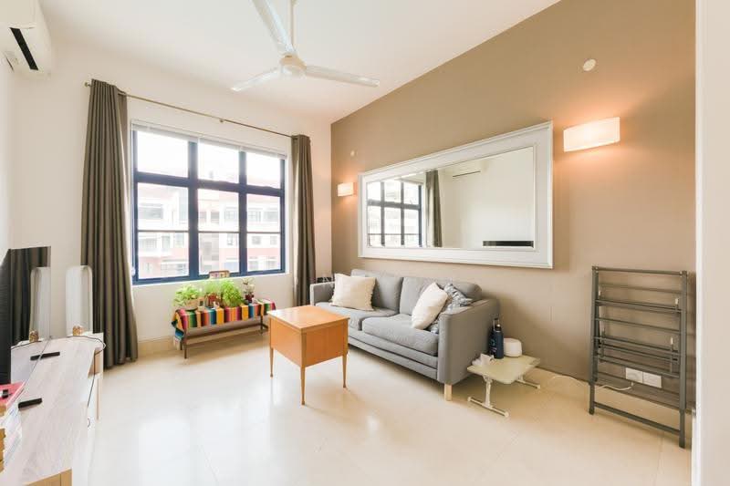 Nineteen Shelford, 19 Shelford Road, Newton / Novena, 1 Bedroom, 657 sqft, Condominium For Sale, by Ron Lim, 500284483 - Living Room - PropertyGuru.com.sg