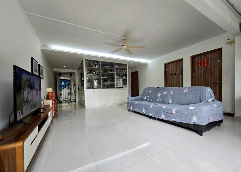 625 Choa Chu Kang Street 62, 625 Choa Chu Kang Street 62, Dairy Farm / Bukit Panjang / Choa Chu Kang, 3 Bedrooms, 1,302 sqft, HDB Flat For Sale, by Bernard Tan, 500284490 - Living Room - PropertyGuru.com.sg