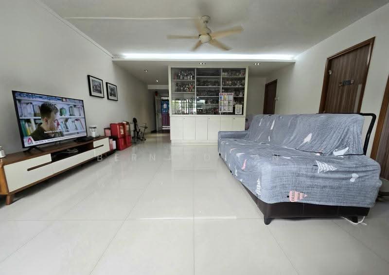 625 Choa Chu Kang Street 62, 625 Choa Chu Kang Street 62, Dairy Farm / Bukit Panjang / Choa Chu Kang, 3 Bedrooms, 1,302 sqft, HDB Flat For Sale, by Bernard Tan, 500284490 - Living Room - PropertyGuru.com.sg