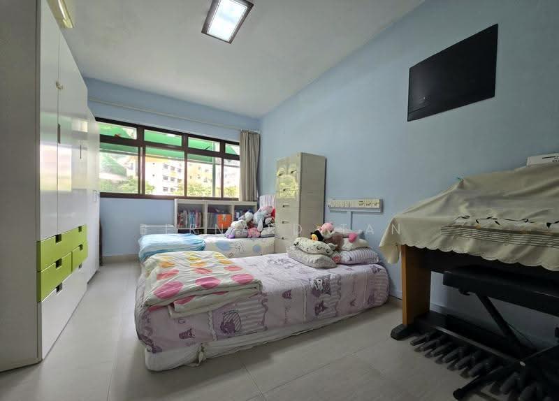 625 Choa Chu Kang Street 62, 625 Choa Chu Kang Street 62, Dairy Farm / Bukit Panjang / Choa Chu Kang, 3 Bedrooms, 1,302 sqft, HDB Flat For Sale, by Bernard Tan, 500284490 - Bedroom - PropertyGuru.com.sg