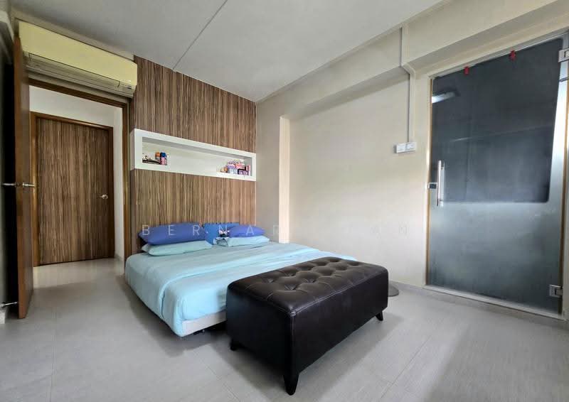 625 Choa Chu Kang Street 62, 625 Choa Chu Kang Street 62, Dairy Farm / Bukit Panjang / Choa Chu Kang, 3 Bedrooms, 1,302 sqft, HDB Flat For Sale, by Bernard Tan, 500284490 - Bedroom - PropertyGuru.com.sg