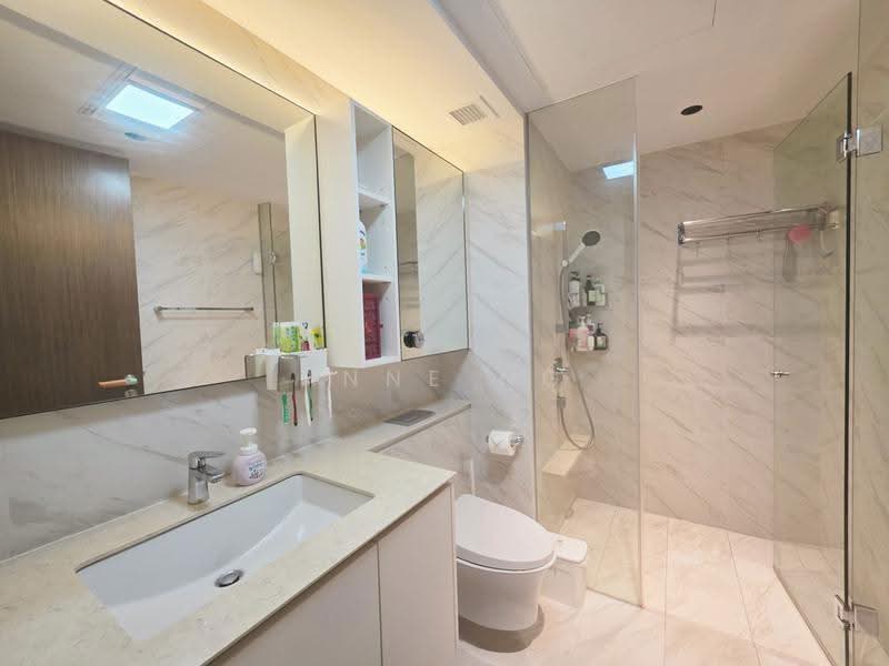 Le Quest, 10 Bukit Batok Street 41, Dairy Farm / Bukit Panjang / Choa Chu Kang, 2 Bedrooms, 614 sqft, Condominium For Rent, by Anne Ng, 500284542 - Bathroom - PropertyGuru.com.sg