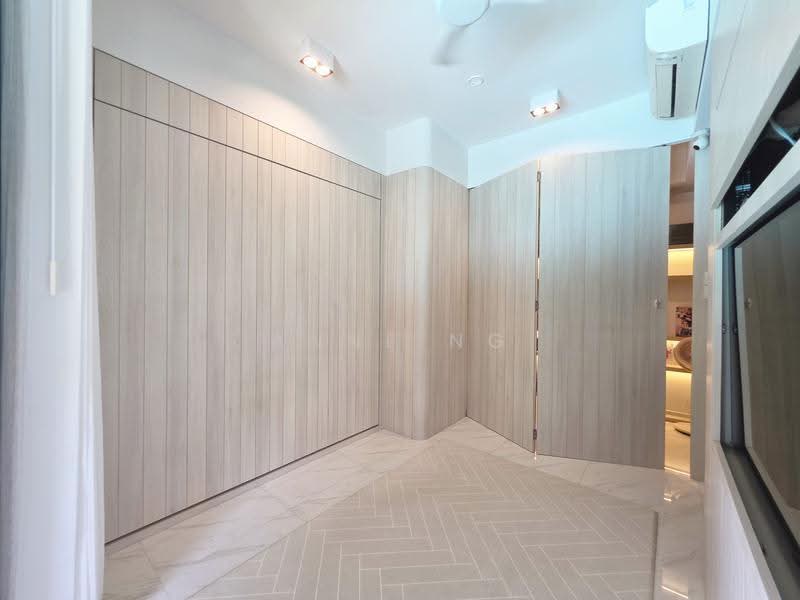 Le Quest, 10 Bukit Batok Street 41, Dairy Farm / Bukit Panjang / Choa Chu Kang, 2 Bedrooms, 614 sqft, Condominium For Rent, by Anne Ng, 500284542 - Living Room with Murphy Bed Kept - PropertyGuru.com.sg