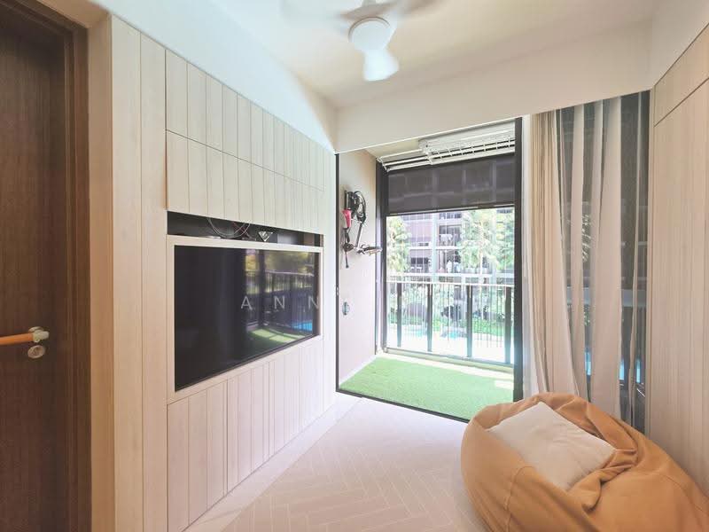 Le Quest, 10 Bukit Batok Street 41, Dairy Farm / Bukit Panjang / Choa Chu Kang, 2 Bedrooms, 614 sqft, Condominium For Rent, by Anne Ng, 500284542 - Living Room - PropertyGuru.com.sg