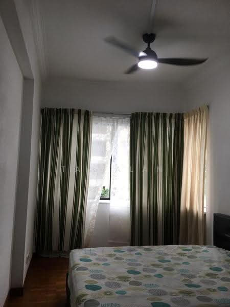 Simsville, 6 Geylang East Avenue 2, Eunos / Geylang / Paya Lebar, 2 Bedrooms, 985 sqft, Condominium For Sale, by Tan Alan, 500284562 - Bedroom - PropertyGuru.com.sg