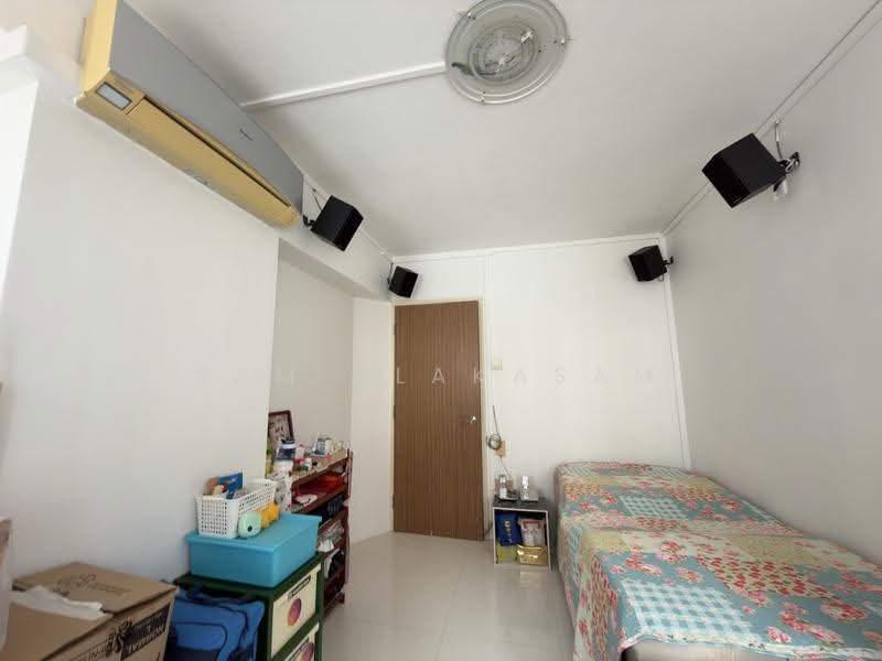 411 Serangoon Central, 411 Serangoon Central, Hougang / Punggol / Sengkang, 3 Bedrooms, 1,141 sqft, HDB Flat For Sale, by Sam Alakasam, 500284579 - Bedroom - PropertyGuru.com.sg