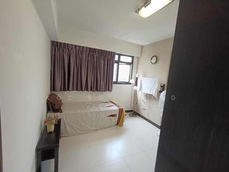 166A Teck Whye Crescent, 166A Teck Whye Crescent, Dairy Farm / Bukit Panjang / Choa Chu Kang, 2 Bedrooms, 732 sqft, HDB Flat For Rent, by Koo Boon Bing, 500284581 - Bedroom - PropertyGuru.com.sg