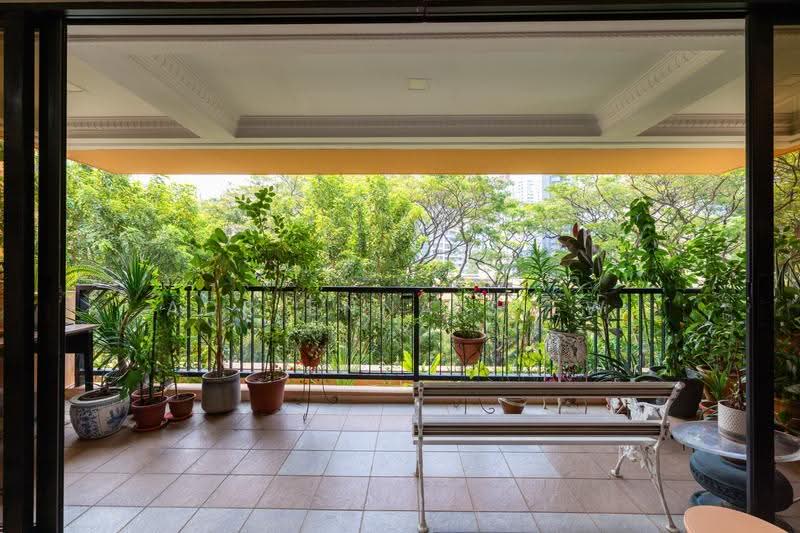 Yong An Park, 327 River Valley Road, Orchard / River Valley, 4 Bedrooms, 3,434 sqft, Condominium For Sale, by Adrienna Siew, 500284587 - Balcony - PropertyGuru.com.sg