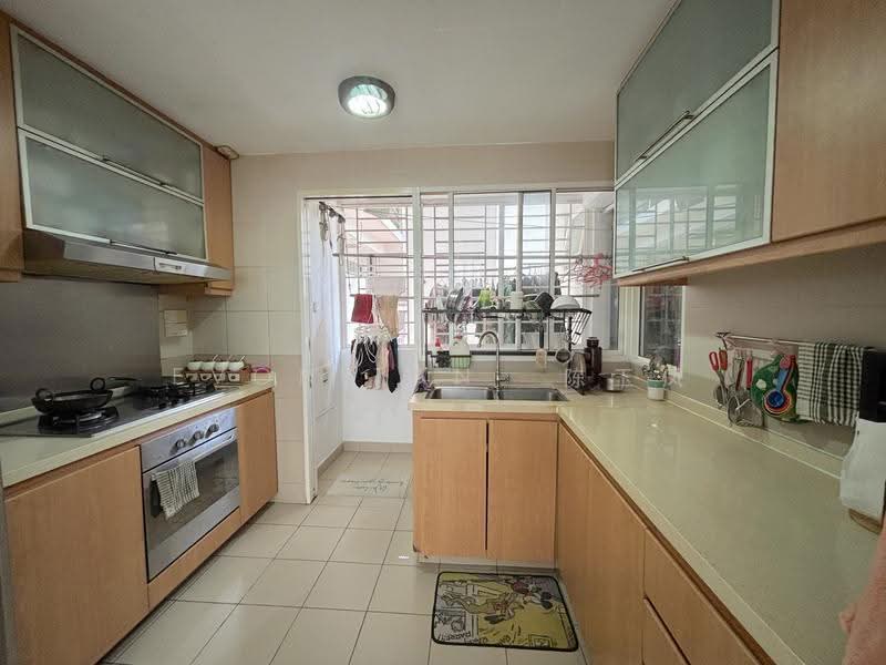 Changi Rise Condo, 2 Simei Rise, Pasir Ris / Tampines, 3 Bedrooms, 1,259 sqft, Condominium For Sale, by Evon Tan 陈玉凤, 500284592 - Kitchen - PropertyGuru.com.sg