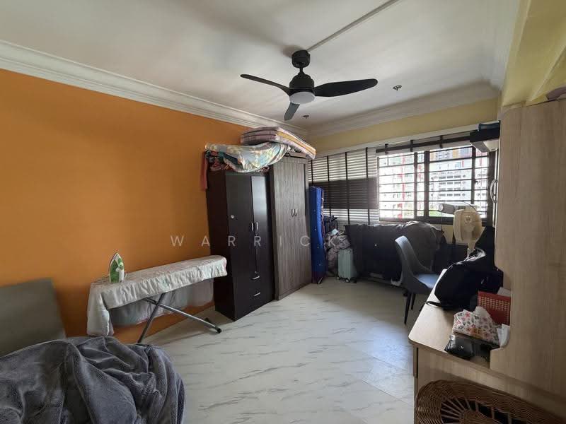 274 Toh Guan Road, 274 Toh Guan Road, Boon Lay / Jurong / Tuas, 3 Bedrooms, 1,087 sqft, HDB Flat For Sale, by Warrick ., 500284601 - Living Room - PropertyGuru.com.sg