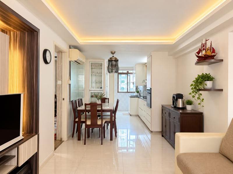30 New Upper Changi Road, 30 New Upper Changi Road, Bedok / Upper East Coast, 2 Bedrooms, 700 sqft, HDB Flat For Sale, by Elysia Lim, 500284603 - Dining Room - PropertyGuru.com.sg