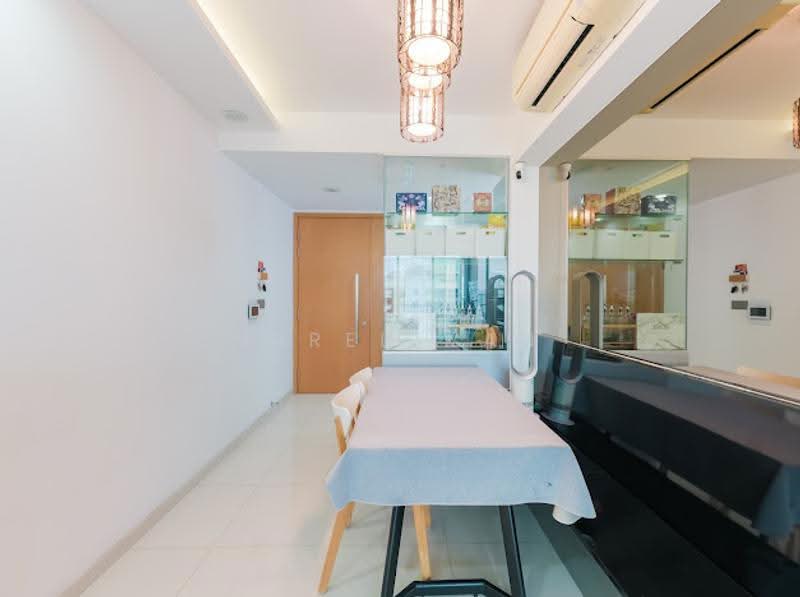 Prive, 37 Punggol Field, Hougang / Punggol / Sengkang, 2 Bedrooms, 883 sqft, Condominium For Sale, by Jared Yan, 500284606 - Dining Room - PropertyGuru.com.sg