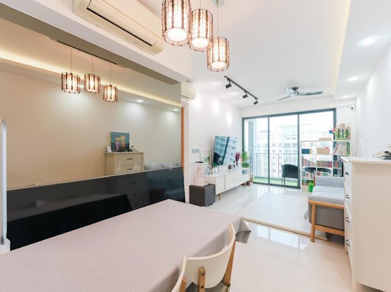 Prive, 37 Punggol Field, Hougang / Punggol / Sengkang, 2 Bedrooms, 883 sqft, Condominium For Sale, by Jared Yan, 500284606 - Living Room - PropertyGuru.com.sg