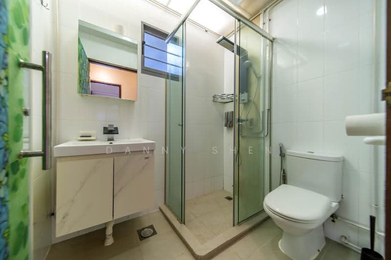 683 Edgedale Plains, 683 Edgedale Plains, Hougang / Punggol / Sengkang, 3 Bedrooms, 1,001 sqft, HDB Flat For Sale, by Danny Shen, 500284608 - PropertyGuru.com.sg