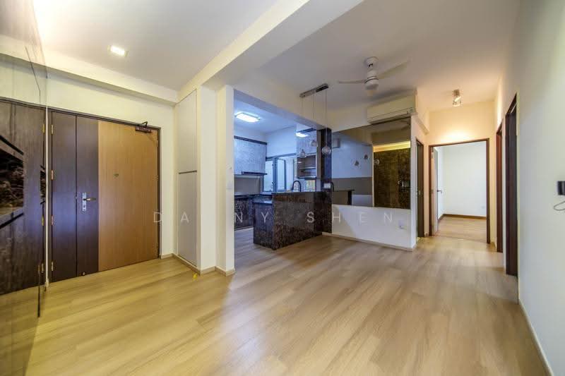683 Edgedale Plains, 683 Edgedale Plains, Hougang / Punggol / Sengkang, 3 Bedrooms, 1,001 sqft, HDB Flat For Sale, by Danny Shen, 500284608 - Kitchen - PropertyGuru.com.sg