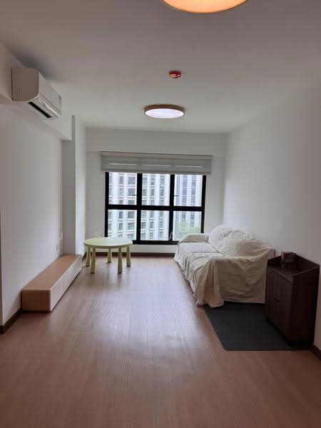 952C Tampines Street 96, 952C Tampines Street 96, Pasir Ris / Tampines, Room Rental, 100 sqft, HDB Flat For Rent, by Jessica Foo, 500284611 - Living Room - PropertyGuru.com.sg