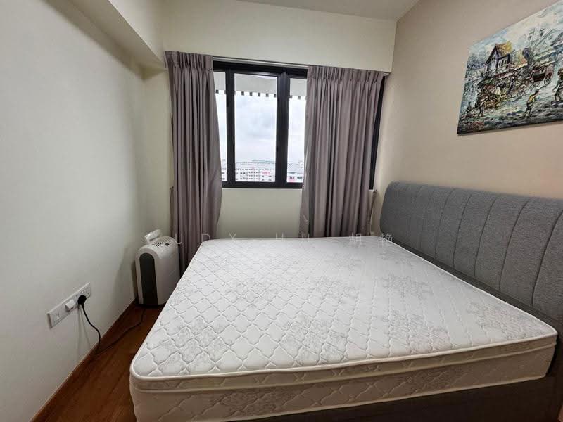 Trilive, 111 Tampines Road, Hougang / Punggol / Sengkang, 2 Bedrooms, 550 sqft, Condominium For Sale, by Judy Hu 胡艳, 500284617 - Bedroom - PropertyGuru.com.sg