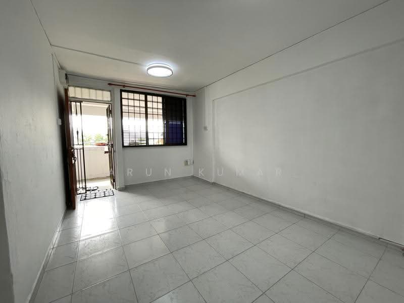 722 Yishun Street 71, 722 Yishun Street 71, Sembawang / Yishun, Room Rental, 200 sqft, HDB Flat For Rent, by Arun Kumar, 500284625 - Entrance - PropertyGuru.com.sg