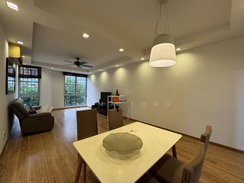Parc Vista, 456 Corporation Road, Boon Lay / Jurong / Tuas, 2 Bedrooms, 1,055 sqft, Condominium For Sale, by Jenna Tong, 500284629 - Living Room - PropertyGuru.com.sg