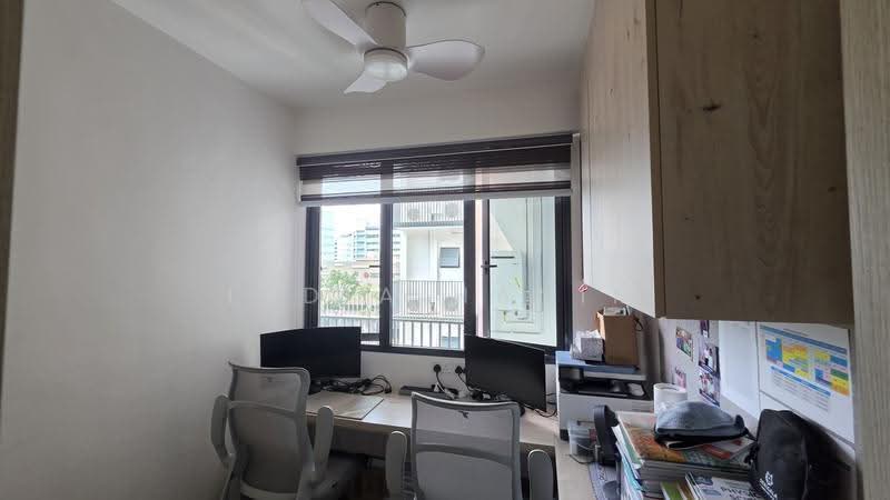 Treasure at Tampines, 7 Tampines Lane, Pasir Ris / Tampines, 3 Bedrooms, 1,033 sqft, Condominium For Sale, by Lydia Hanim, 500284631 - Study - PropertyGuru.com.sg
