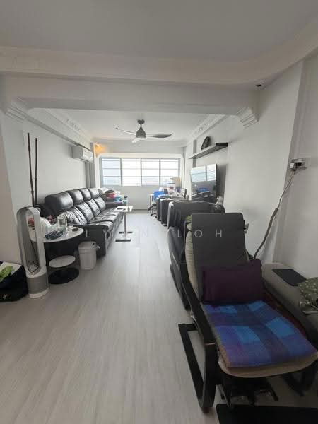 401 Pandan Gardens, 401 Pandan Gardens, Boon Lay / Jurong / Tuas, 3 Bedrooms, 1,259 sqft, HDB Flat For Rent, by Lynn Loh, 500284639 - Living Room - PropertyGuru.com.sg
