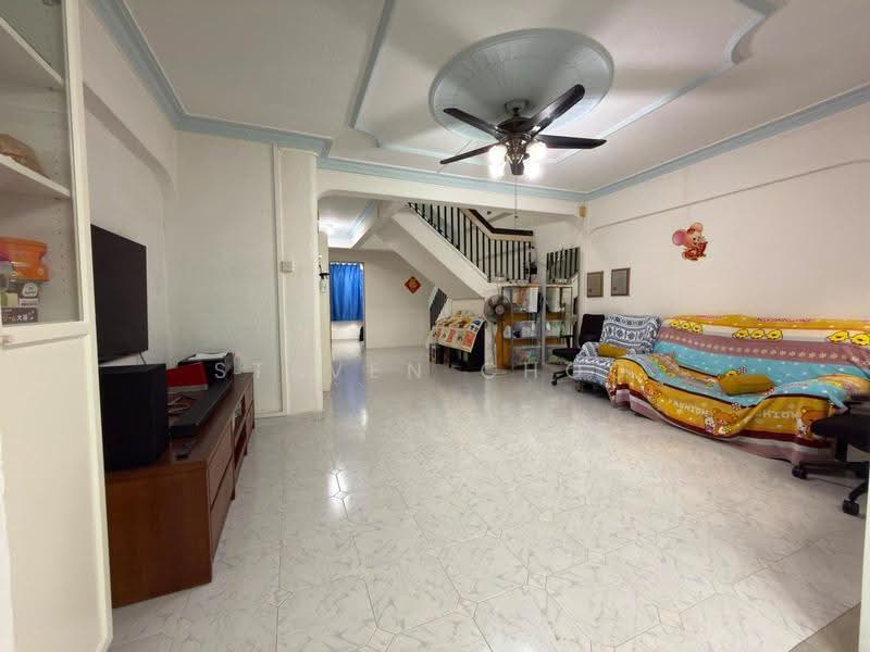 549 Jurong West Street 42, 549 Jurong West Street 42, Boon Lay / Jurong / Tuas, 4 Bedrooms, 1,593 sqft, HDB Flat For Sale, by Steven Choo, 500284650 - Living Room - PropertyGuru.com.sg