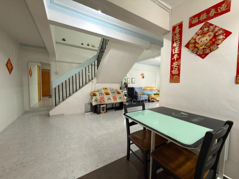 549 Jurong West Street 42, 549 Jurong West Street 42, Boon Lay / Jurong / Tuas, 4 Bedrooms, 1,593 sqft, HDB Flat For Sale, by Steven Choo, 500284650 - Living Room - PropertyGuru.com.sg