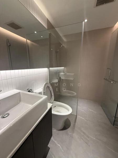 Empire Lofts, 43 Mosque Street, Boat Quay / Raffles Place / Marina, 2 Bedrooms, 1,430 sqft, Condominium For Rent, by Desmond Yeo, 500284663 - Bathroom - PropertyGuru.com.sg