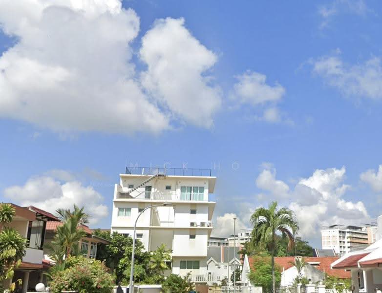 Serangoon Large Terrace for Sale below the 5M mark 546, Hougang / Punggol / Sengkang, 4 Bedrooms, 2,500 sqft, Terraced House For Sale, by Mick Ho, 500284665 - PropertyGuru.com.sg