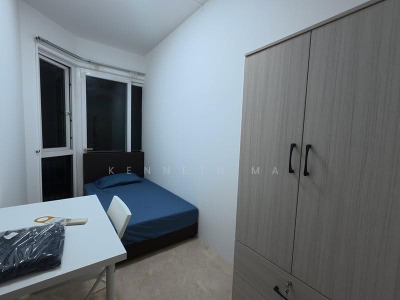 Edelweiss Park Condo, 90 Flora Road, Changi Airport / Changi Village, Room Rental, 120 sqft, Condominium For Rent, by Kenneth Ma, 500284666 - Bedroom - PropertyGuru.com.sg