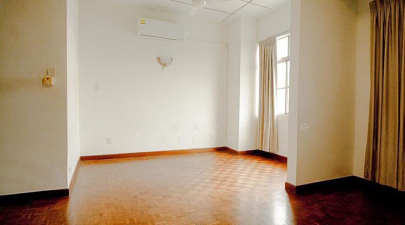 Rare Bukit Timah Freehold! Top Schools + MRT + Rebuild Potential!, Watten Estate, Newton / Novena, 3 Bedrooms, 3,000 sqft, Terraced House For Sale, by Seah Wan Peng (Gilda), 500284668 - Interior - PropertyGuru.com.sg
