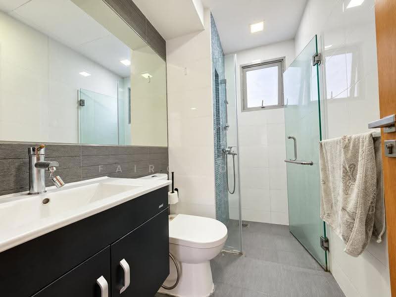 Poshgrove East, 333 East Coast Road, East Coast / Marine Parade, 3 Bedrooms, 1,421 sqft, Condominium For Sale, by Fairos Omar, 500284674 - Common Bathroom - PropertyGuru.com.sg