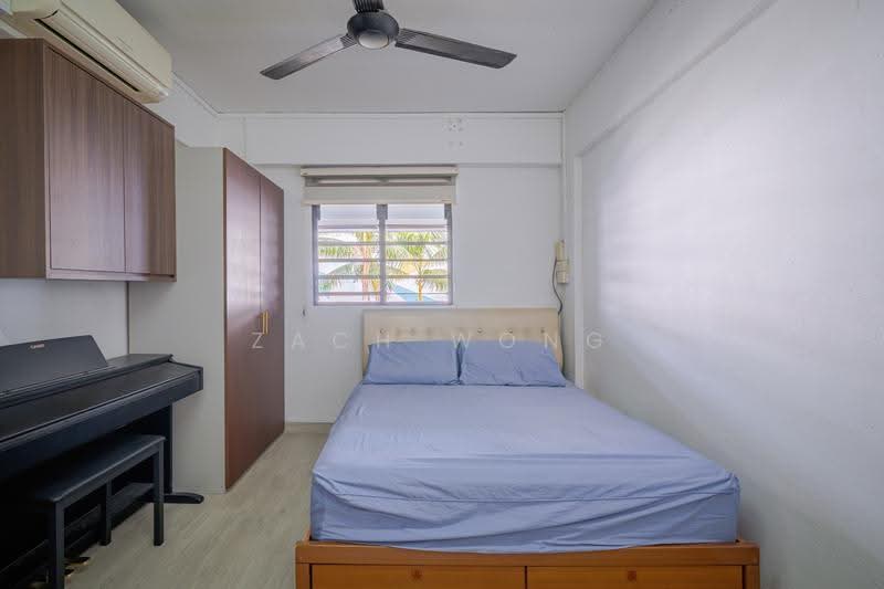 256 Jurong East Street 24, 256 Jurong East Street 24, Boon Lay / Jurong / Tuas, 2 Bedrooms, 721 sqft, HDB Flat For Sale, by Zach Wong, 500284675 - Bedroom - PropertyGuru.com.sg