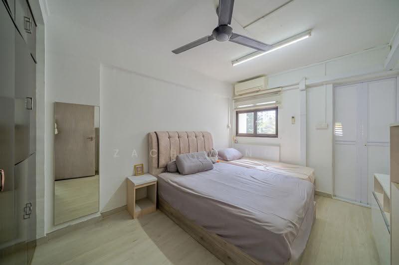 256 Jurong East Street 24, 256 Jurong East Street 24, Boon Lay / Jurong / Tuas, 2 Bedrooms, 721 sqft, HDB Flat For Sale, by Zach Wong, 500284675 - Bedroom - PropertyGuru.com.sg