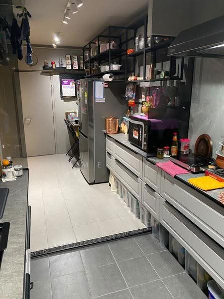 686A Choa Chu Kang Crescent, 686A Choa Chu Kang Crescent, Dairy Farm / Bukit Panjang / Choa Chu Kang, 3 Bedrooms, 1,184 sqft, HDB Flat For Sale, by James Lee, 500284689 - Kitchen - PropertyGuru.com.sg