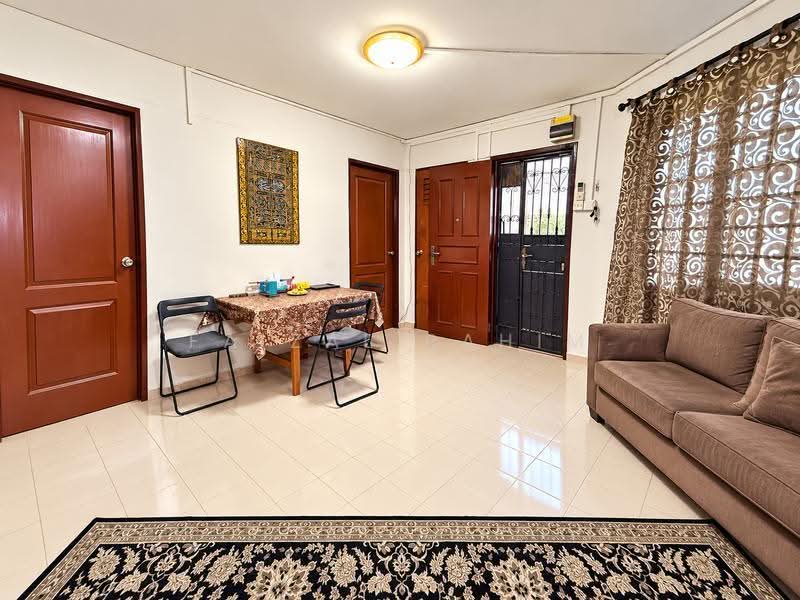 231 Bukit Batok East Avenue 5, 231 Bukit Batok East Avenue 5, Dairy Farm / Bukit Panjang / Choa Chu Kang, 2 Bedrooms, 743 sqft, HDB Flat For Sale, by Faizal Rahim, 500284704 - Living Room - PropertyGuru.com.sg