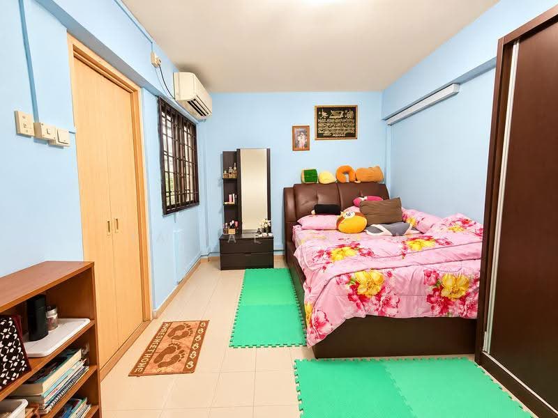 231 Bukit Batok East Avenue 5, 231 Bukit Batok East Avenue 5, Dairy Farm / Bukit Panjang / Choa Chu Kang, 2 Bedrooms, 743 sqft, HDB Flat For Sale, by Faizal Rahim, 500284704 - Bedroom - PropertyGuru.com.sg
