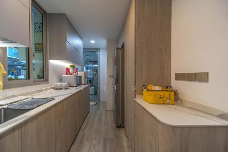 The Minton, 6 Hougang Street 11, Hougang / Punggol / Sengkang, 2 Bedrooms, 1,808 sqft, Condominium For Sale, by Julynn Goh, 500284705 - Indoor Kitchen - PropertyGuru.com.sg