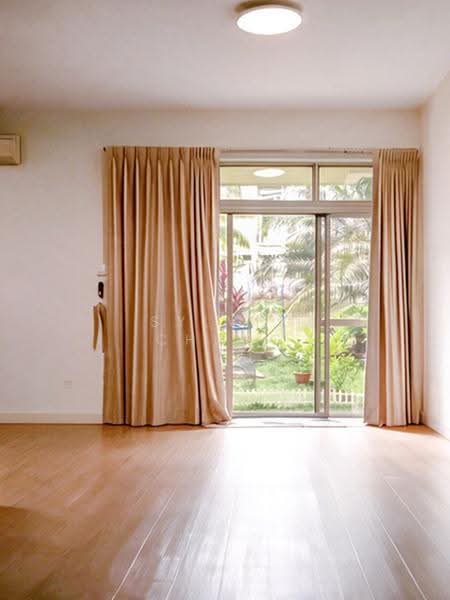 Watten Estate, Tanglin / Holland / Bukit Timah, 3 Bedrooms, 2,300 sqft, Terraced House For Sale, by Sylvia Chung, 500284723 - Living Room - PropertyGuru.com.sg