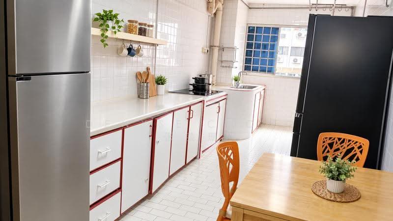 805 Yishun Ring Road, 805 Yishun Ring Road, Sembawang / Yishun, 3 Bedrooms, 904 sqft, HDB Flat For Sale, by Denyse Chong 张芸珊, 500284728 - Kitchen - PropertyGuru.com.sg