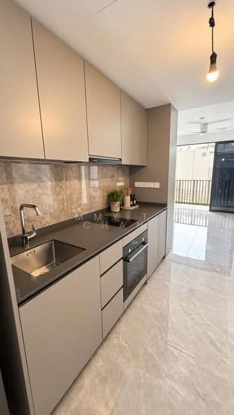 Norwood Grand, 2 Champions Way, Admiralty / Woodlands, 1 Bedroom, 495 sqft, Condominium For Rent, by Jimmy T C Chan, 500284730 - Kitchen - PropertyGuru.com.sg