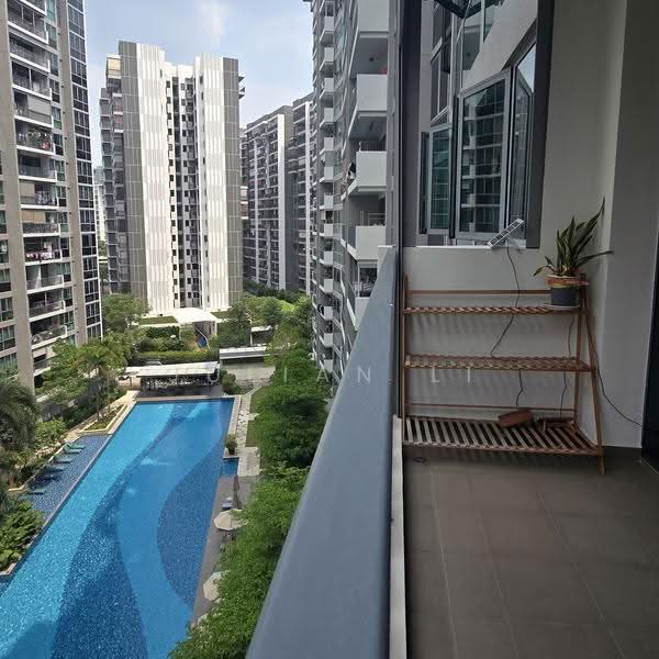 Esparina Residences, 113 Compassvale Bow, Hougang / Punggol / Sengkang, 3 Bedrooms, 1,066 sqft, Condominium For Sale, by Julian Li, 500284738 - Balcony - PropertyGuru.com.sg