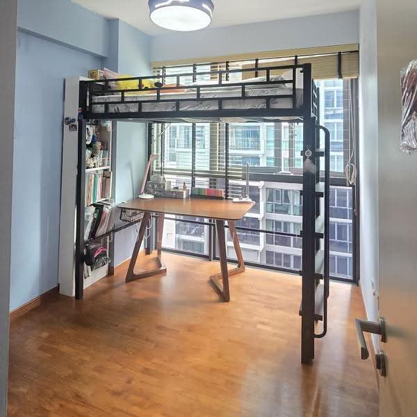 Esparina Residences, 113 Compassvale Bow, Hougang / Punggol / Sengkang, 3 Bedrooms, 1,066 sqft, Condominium For Sale, by Julian Li, 500284738 - Bedroom - PropertyGuru.com.sg