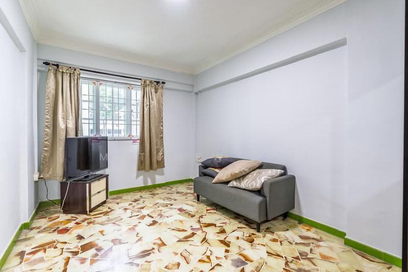 141 Tampines Street 12, 141 Tampines Street 12, Pasir Ris / Tampines, 3 Bedrooms, 1,141 sqft, HDB Flat For Sale, by Matthew Lam, 500284739 - Living Room - PropertyGuru.com.sg